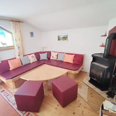 Holiday home Pretty In Mayerhofen With Balcony *